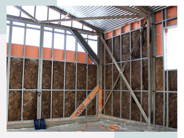 Утепленные ангары в Волхове